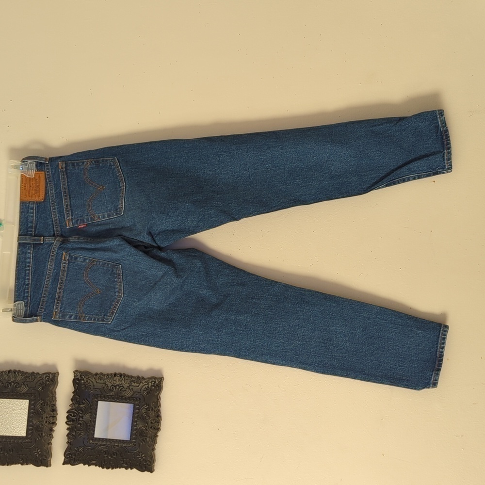 Levi's Women's Wedgie Fit Jeans - Picture 5 of 12